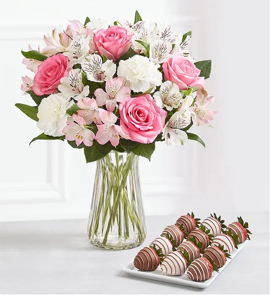Elegant Flowers Arraignment with 12 Pack Piece with Strawberries covered with Black and White Chocolate, Postidal Bodegas